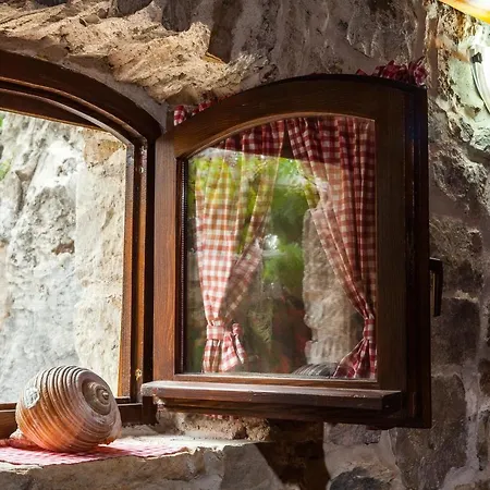 Three Holiday - The Hidden Treasure Village Feriehus Orebić